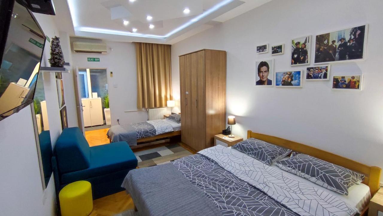 Cubic Central Lux Nis Bagian luar foto