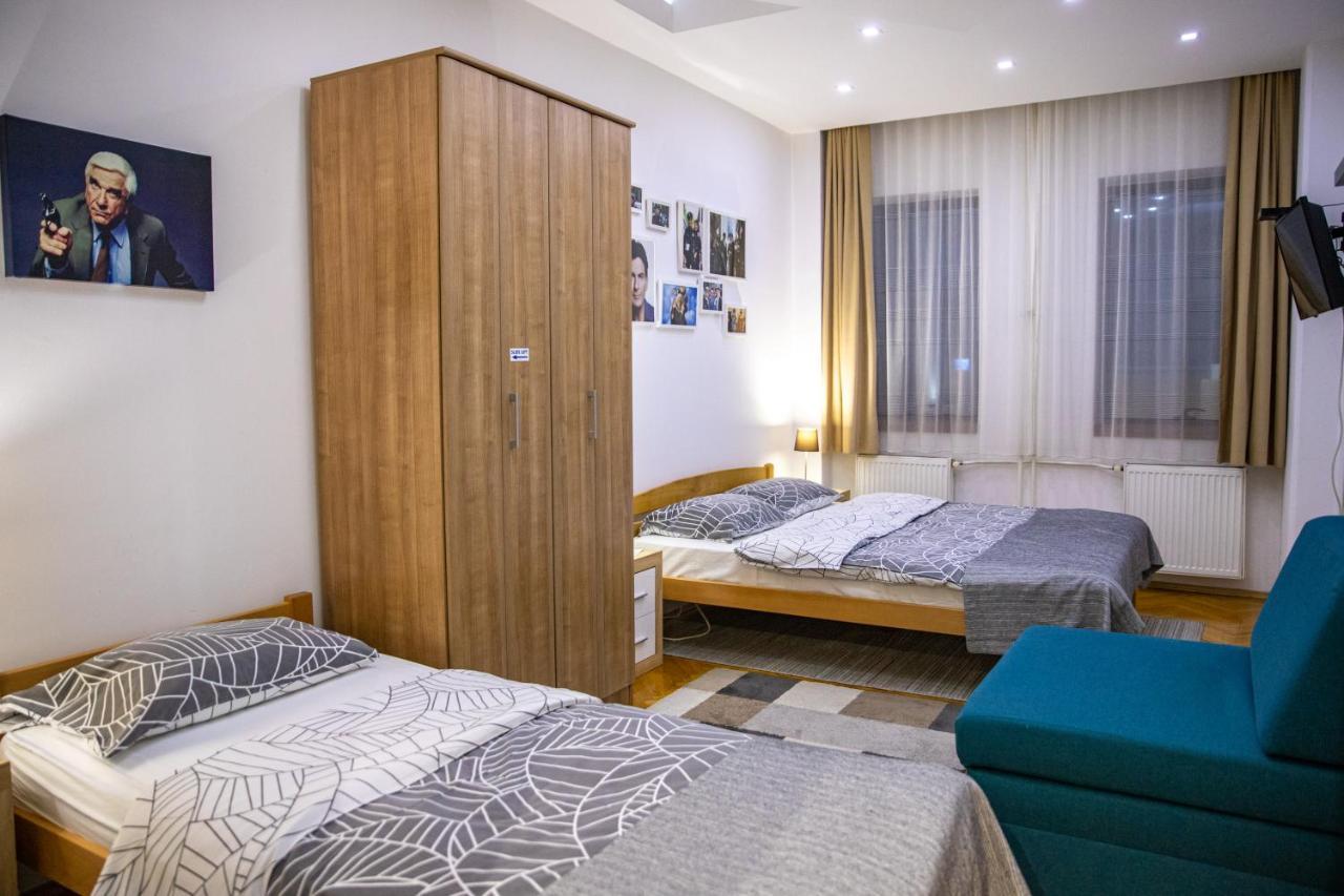 Cubic Central Lux Nis Bagian luar foto
