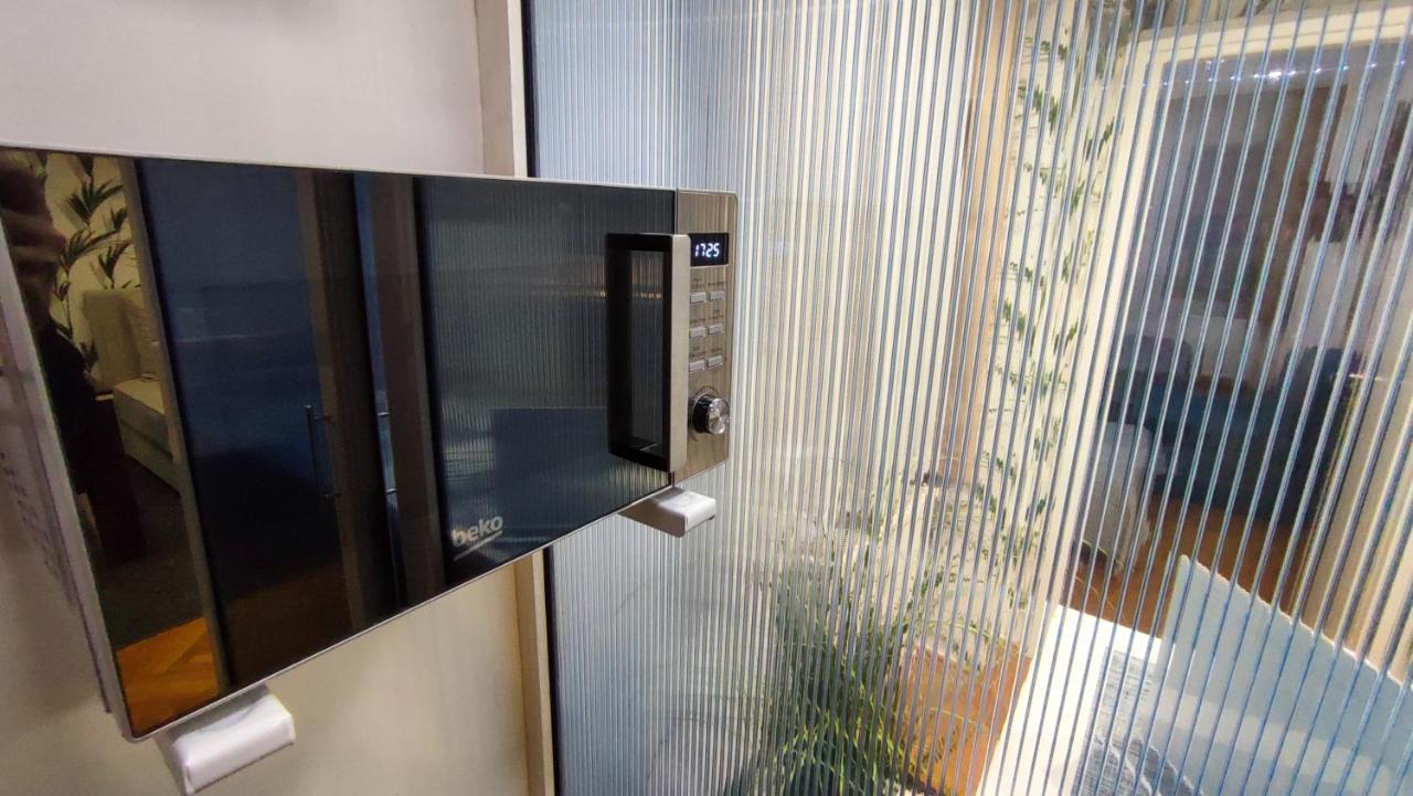 Cubic Central Lux Nis Bagian luar foto