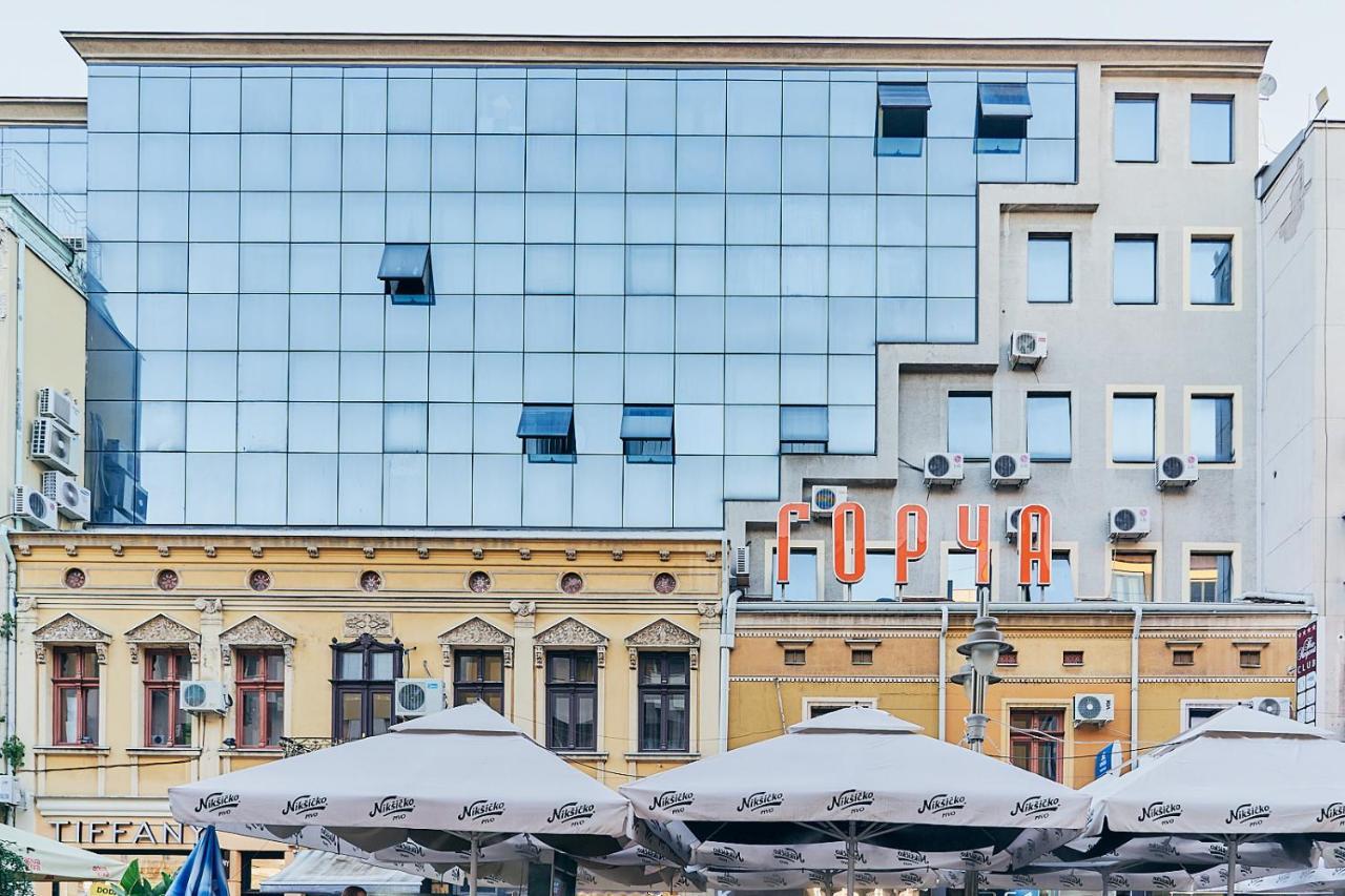 Cubic Central Lux Nis Bagian luar foto