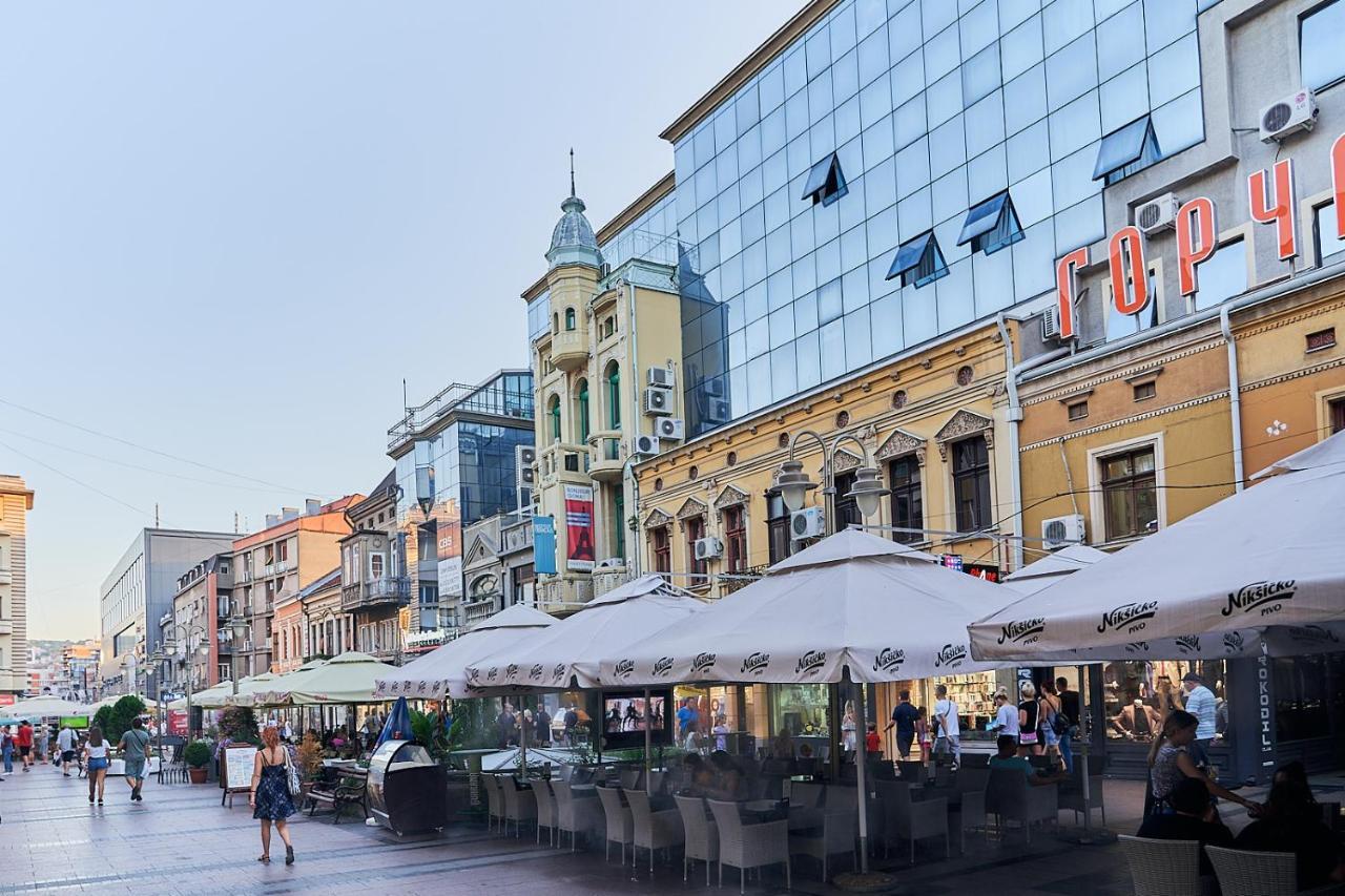 Cubic Central Lux Nis Bagian luar foto
